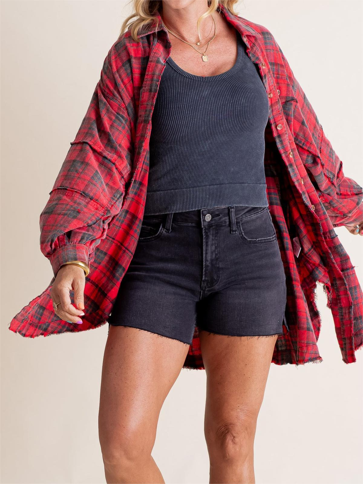 Urbaner Raw-Edge Oversize-Jacke